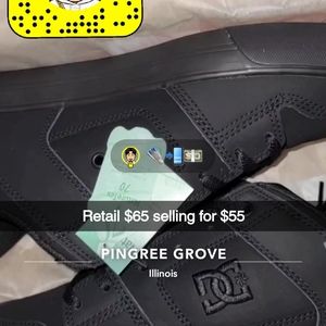 DC black grey red skate shoes sz men's 9.5